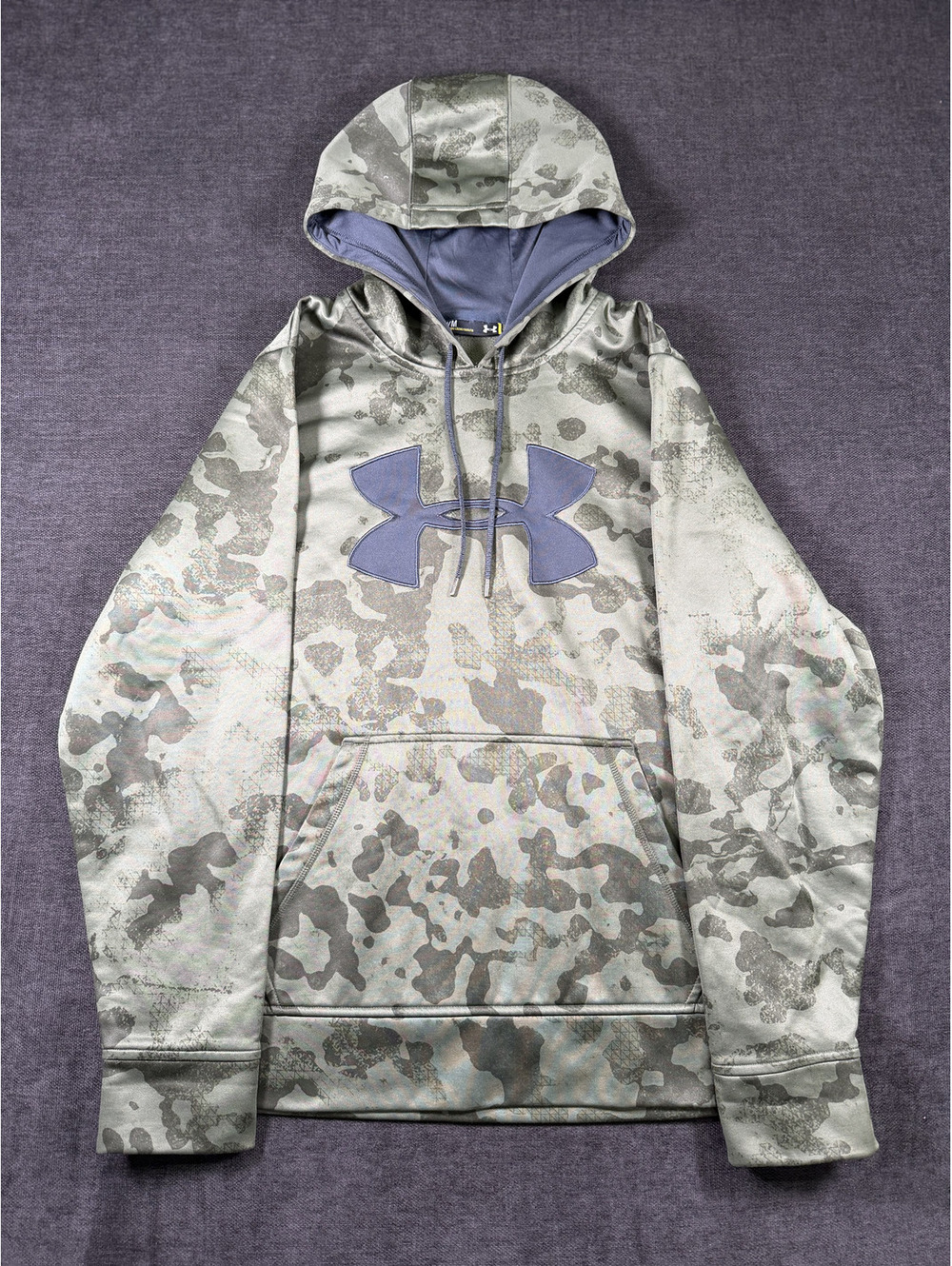 Under Armour Men's Medium Loose Fit Camouflage Hoodie Sweatshirt